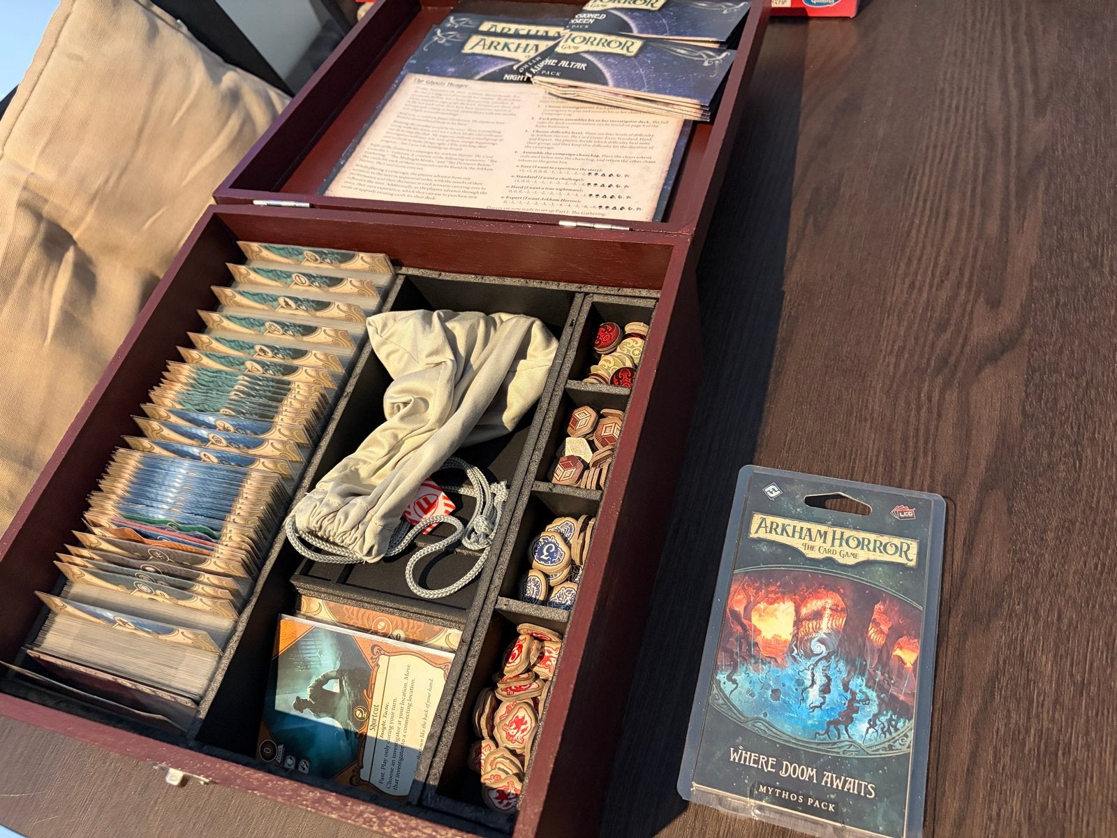 Arkham Horror The Card Game 1st ed - Grote Collectie, Een of twee spelers, Ophalen of Verzenden, Zo goed als nieuw