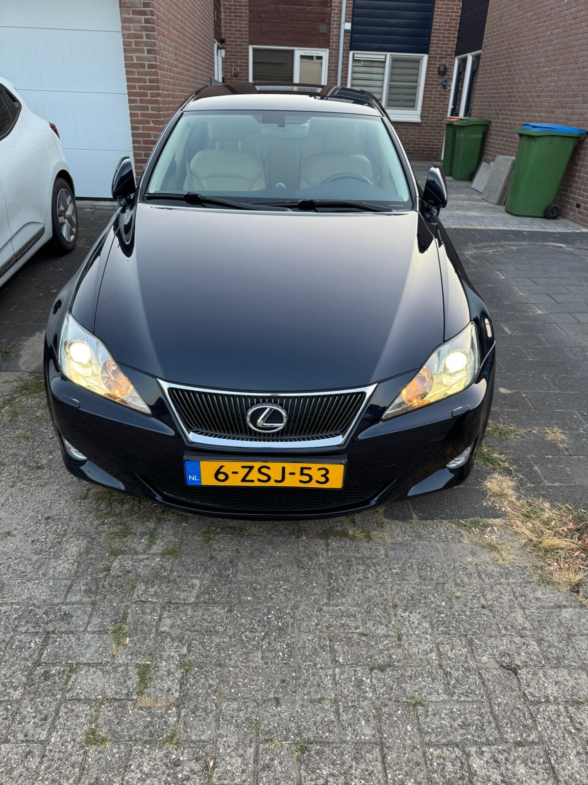 Lexus IS 250 2.5 AUT 2006 Blauw, Auto's, Lexus, Achterwielaandrijving, 1535 kg, Blauw, 11 km/l