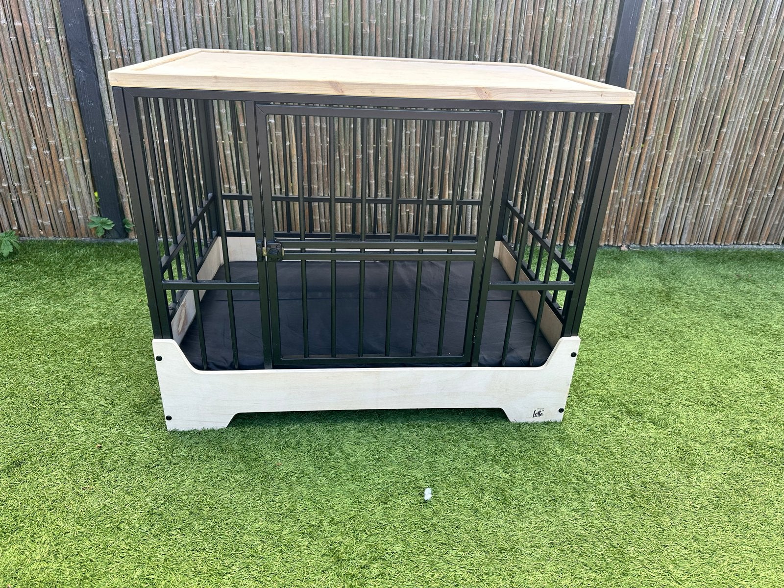 Hondenbench gecombineerd met hout en staal design!, Dieren en Toebehoren, Ophalen, Zo goed als nieuw