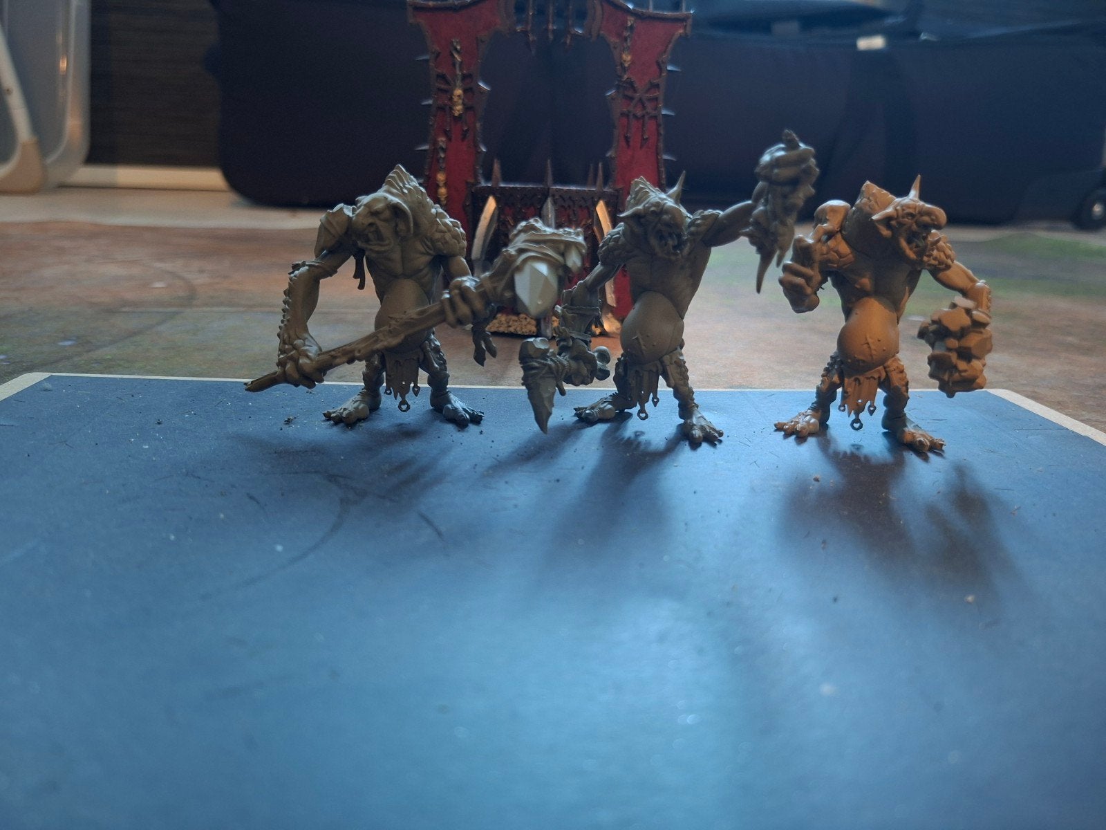 3x stone trolls warhammer aos of the old world, Hobby en Vrije tijd, Ophalen of Verzenden, Nieuw, Groter dan 1:35, Figuur of Figuren