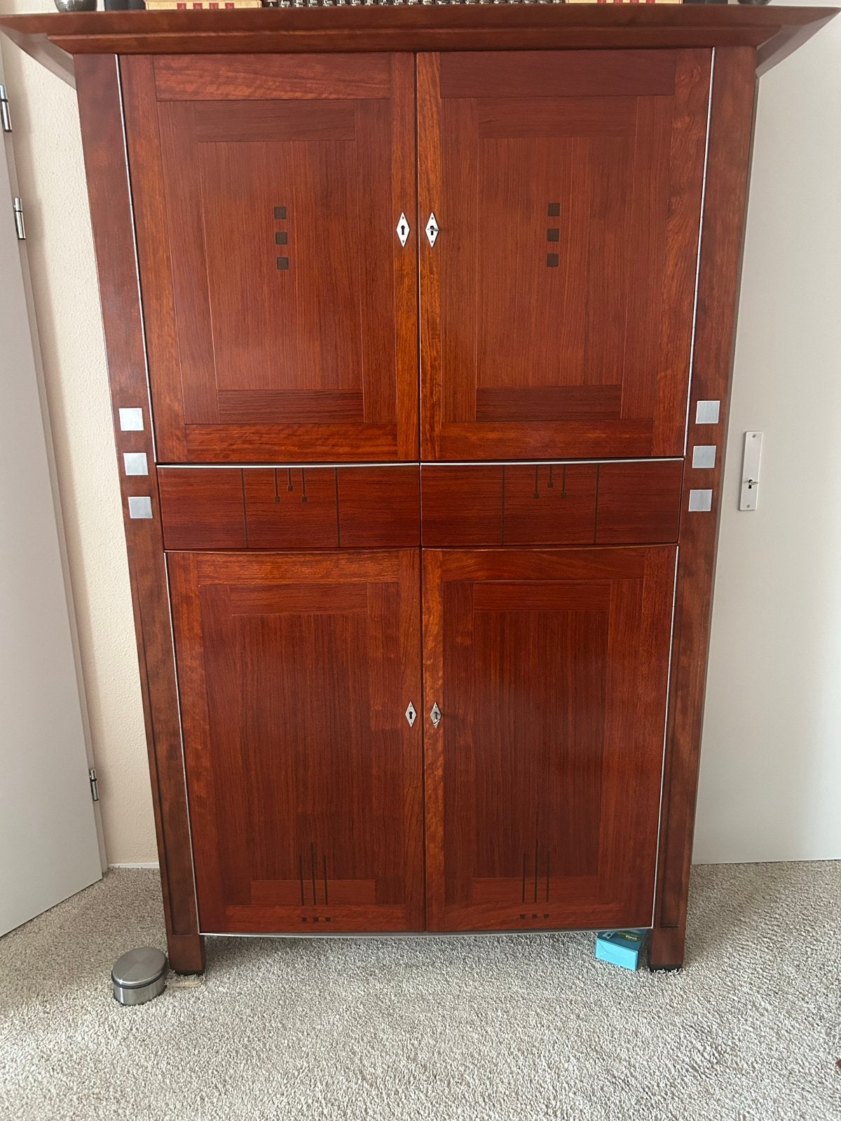 Schuitema Art Deco Buffetkast -  servies kast, Huis en Inrichting, Kasten | Buffetkasten, Ophalen, 100 tot 150 cm, Zo goed als nieuw