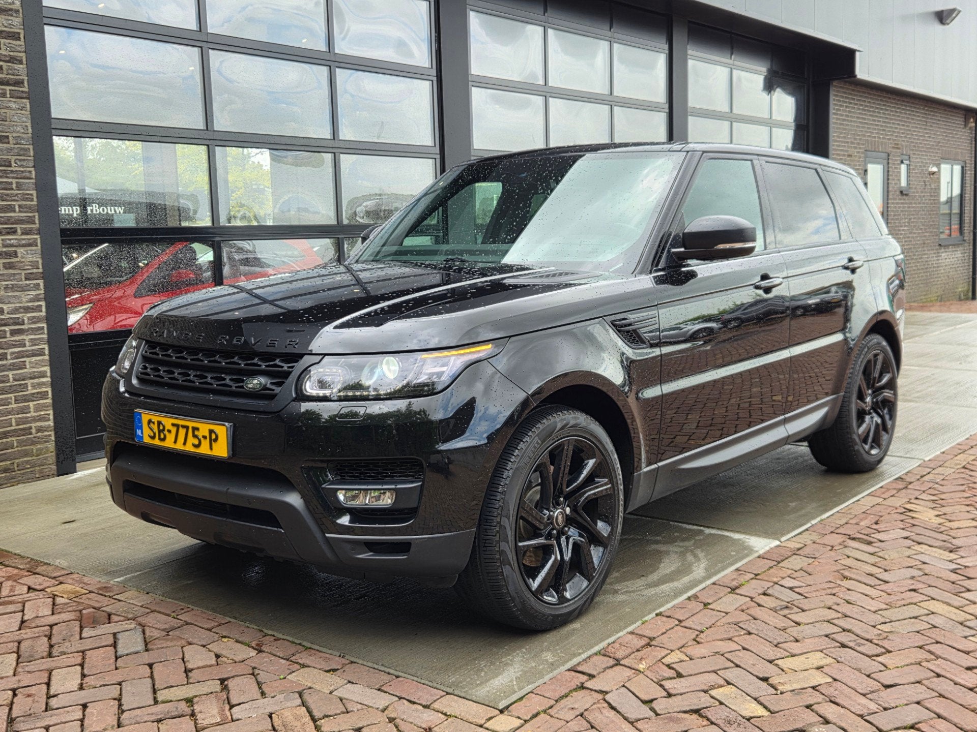 Land Rover Range Rover Sport 3.0 TDV6 HSE Dynamic, Auto's, Land Rover, Euro 5, Gebruikt, 2993 cc, Zwart