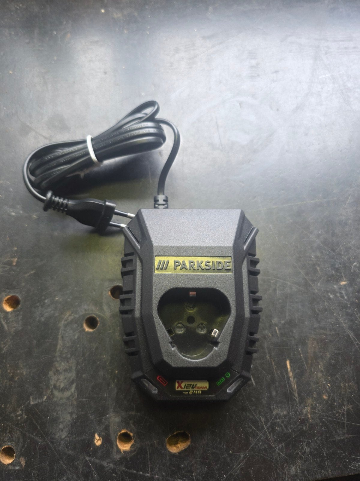 Parkside Acculader 12V nieuw, Doe-het-zelf en Verbouw, Gereedschap | Boormachines, Ophalen of Verzenden, Nieuw, Overige typen