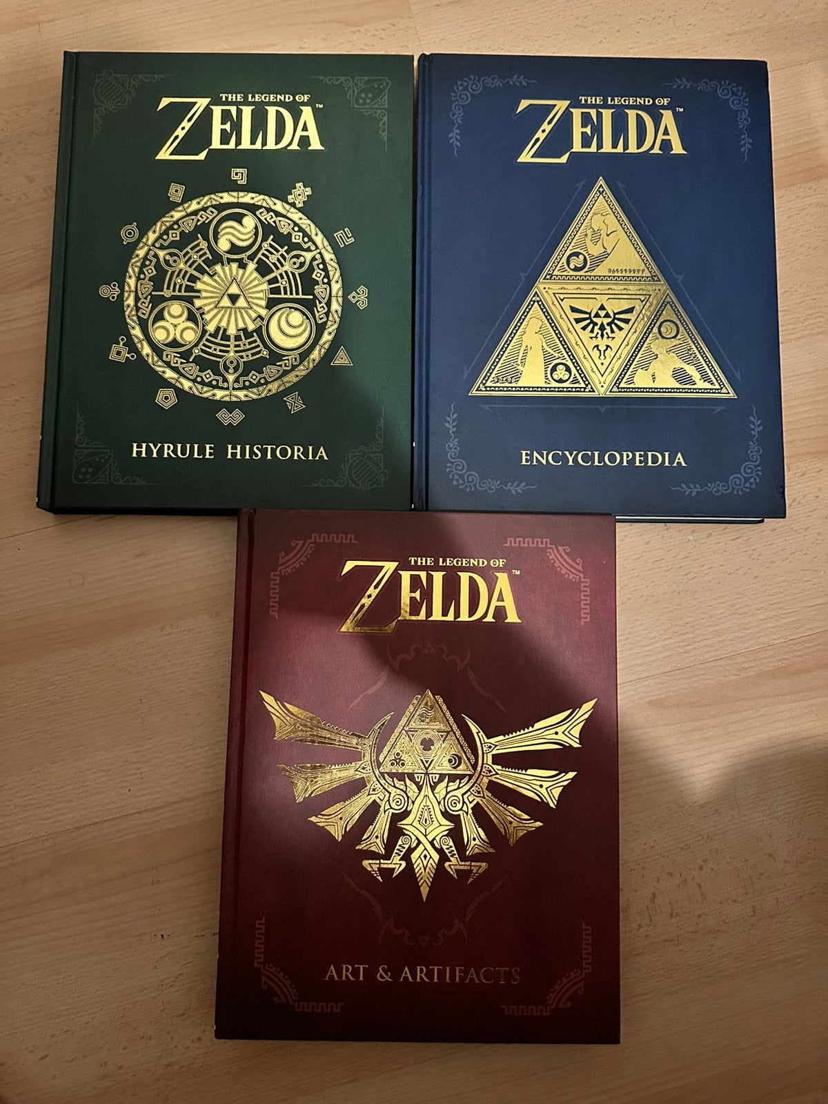 Zelda Encyclopedia Hyrule Historia / Art / Artifacts HC Set!, Boeken, Meerdere comics, Ophalen of Verzenden, Zo goed als nieuw