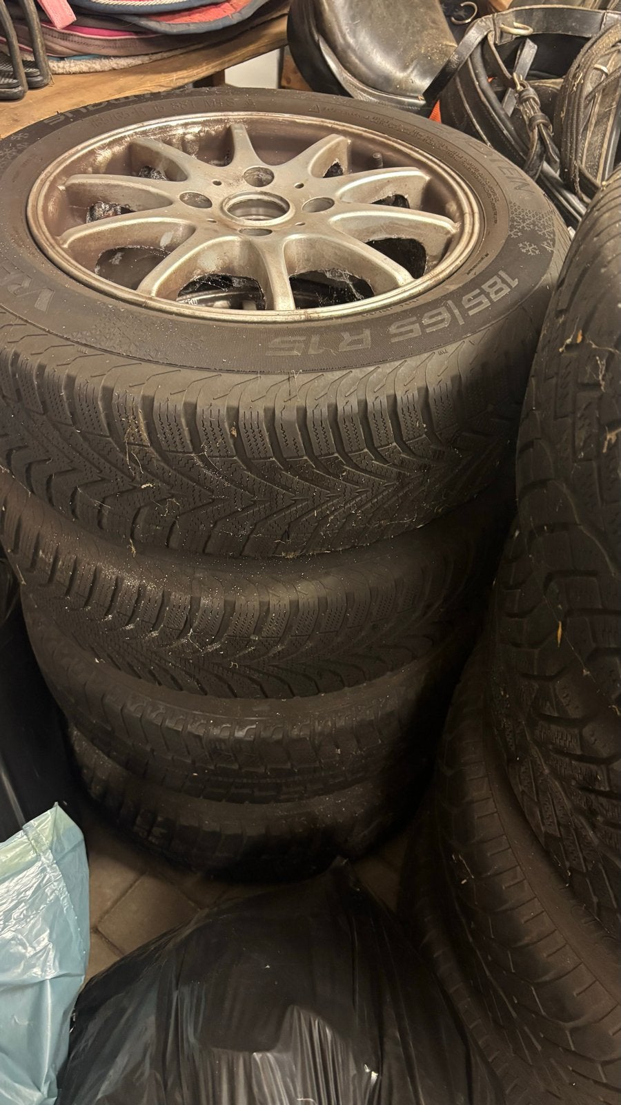 Set velgen + winterbanden 185/65/R15 - ZSM weg!, Ophalen, Gebruikt