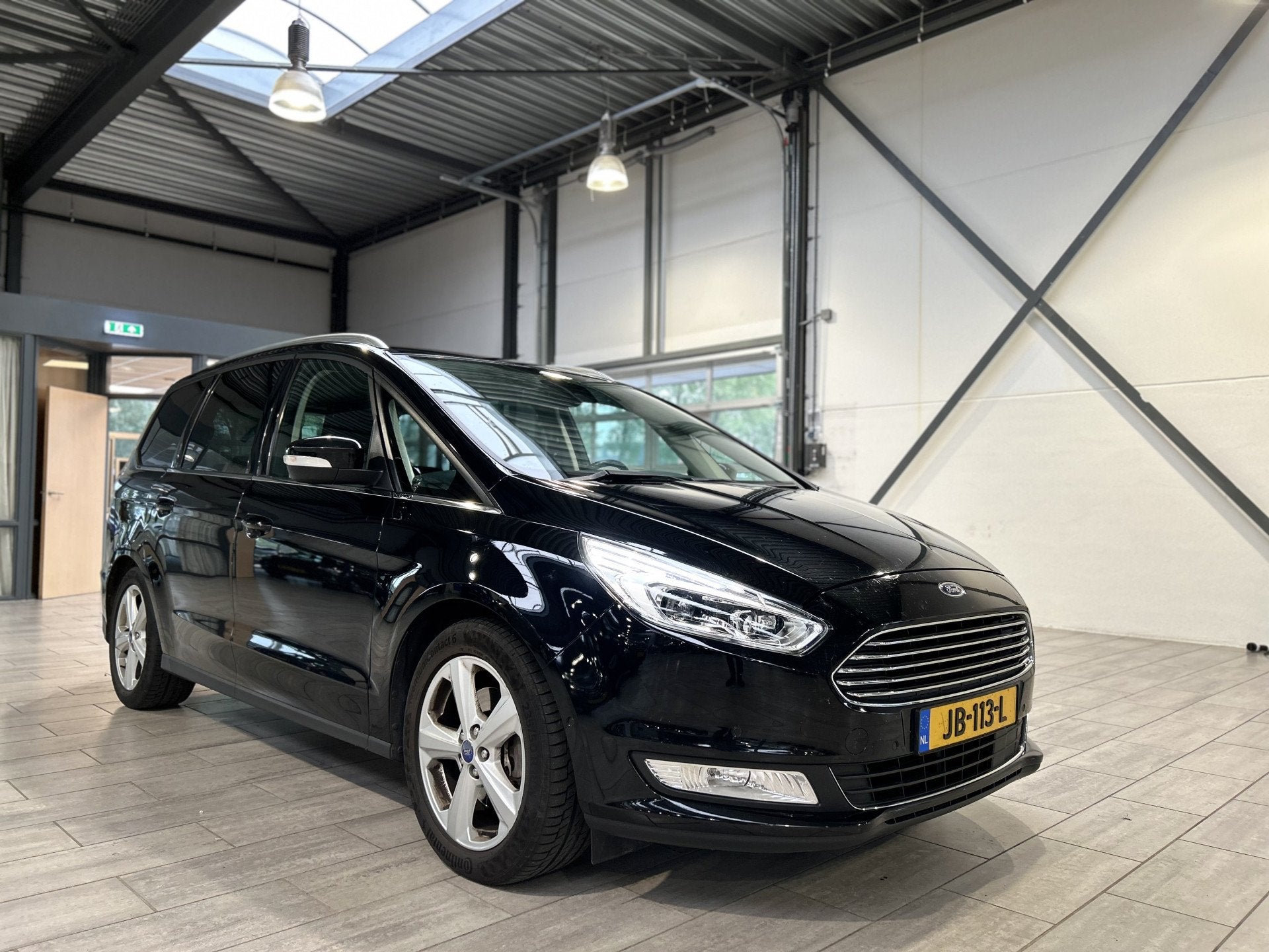 Ford Galaxy 2.0 EcoBoost 240 pk Titanium | Trekhaak | El. a., Auto's, Stof, 4 cilinders, 7 stoelen, Zwart