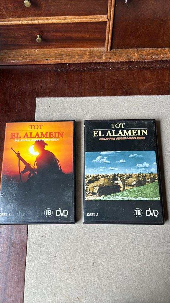 Tot El Alamein zullen we verder marcheren deel 1 en 2., Ophalen of Verzenden, Zo goed als nieuw, Oorlog of Misdaad