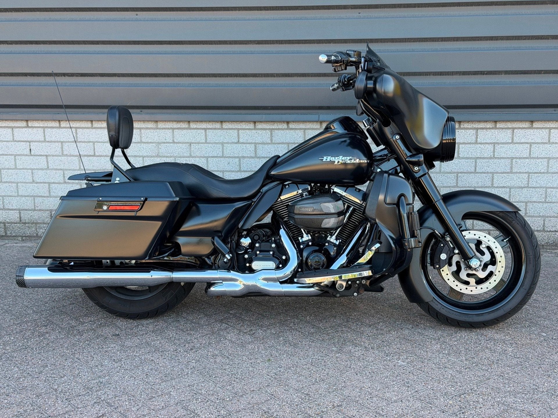 Harley Davidson FLHX Street Glide 103 Black edition FAT FRON, 1688 cc, ABS, Meer dan 35 kW, Toermotor