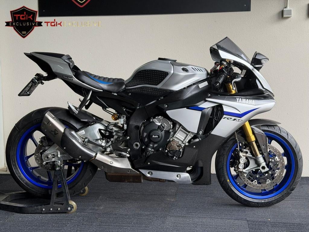 YAMAHA YZF R1M R1 M BLIPPER AKRAPOVIC ÖHLINS R6 R7 R9, 4 cilinders, Motorrijbewijs A, Bedrijf, Super Sport