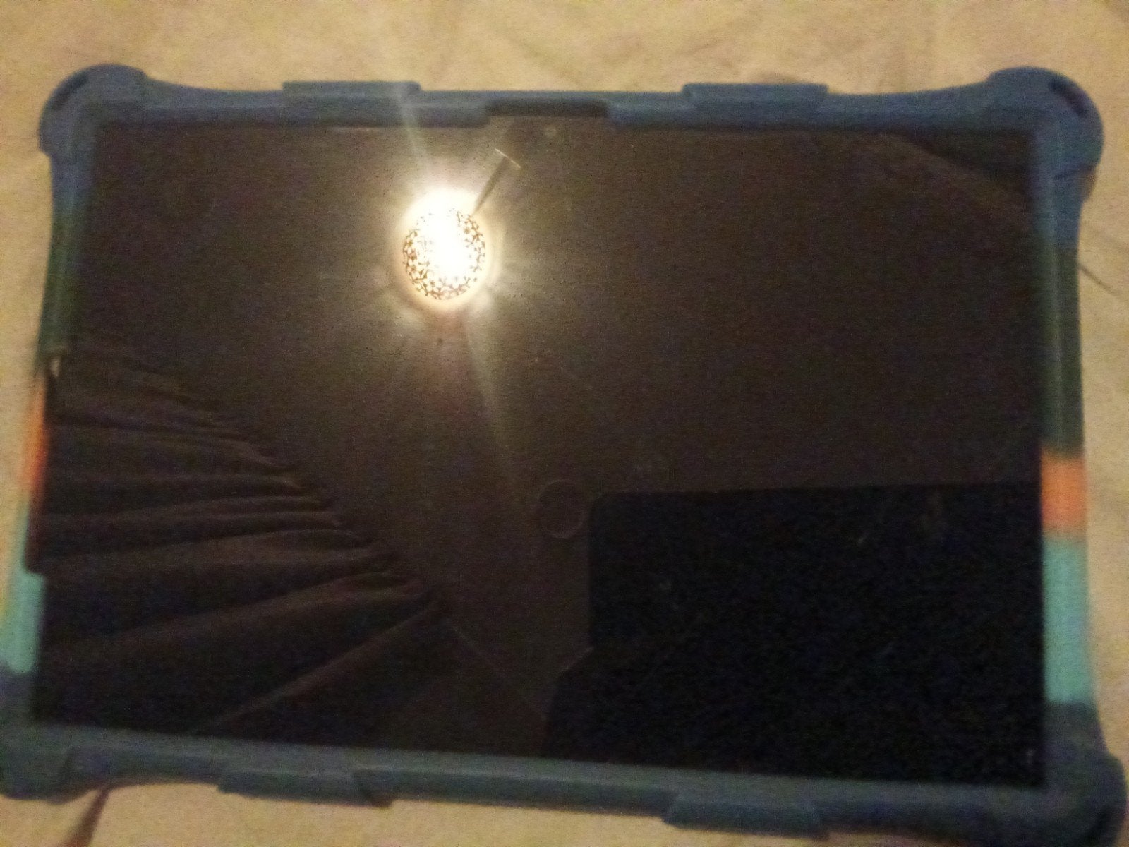 Tablet met stevige hoes - Ideaal voor kinderen, Computers en Software, Ophalen, 8 inch, 128 GB, Onbekend