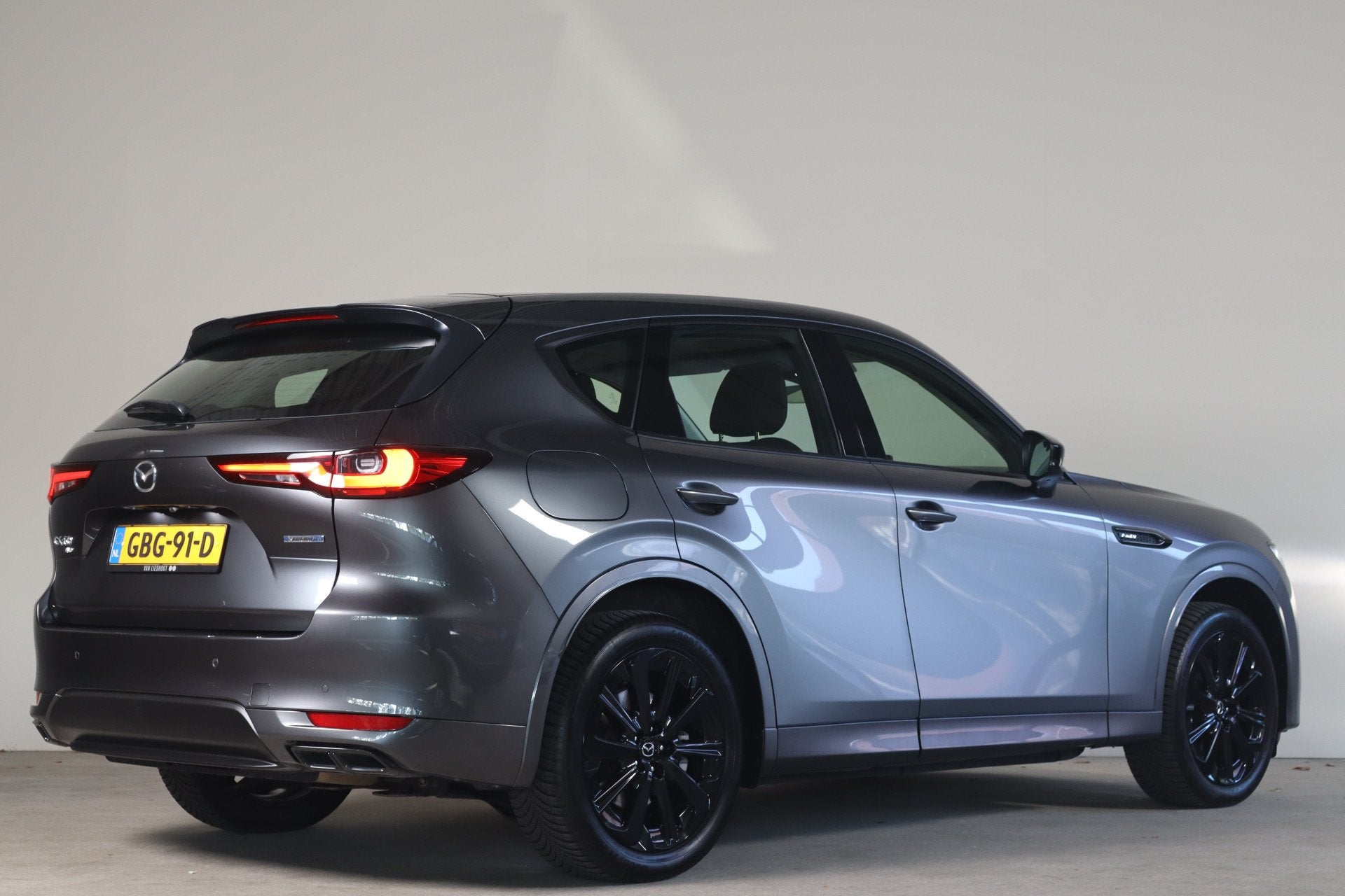 Mazda CX-60 2.5 e-SkyActiv PHEV Homura - NL Auto! Stoelverw+, Auto's, Gebruikt, Euro 6, 4 cilinders, Adaptive Cruise Control