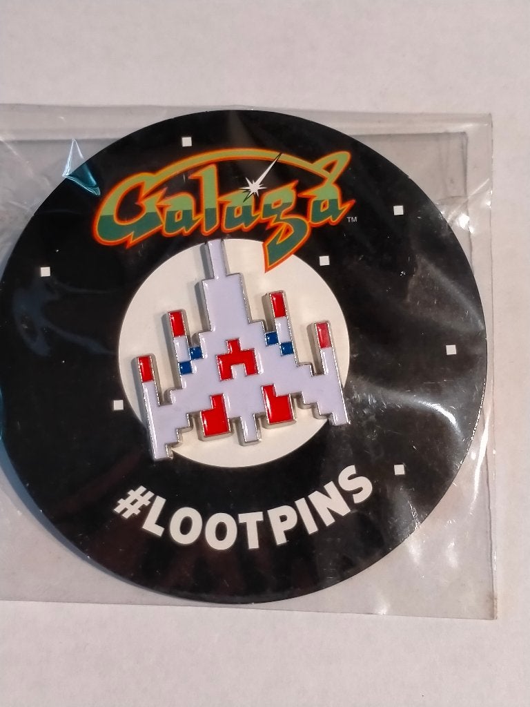 Galaga ruimte space Lootpins Lootcrate logo pin RARE, Ophalen of Verzenden, Zo goed als nieuw, Overige onderwerpen