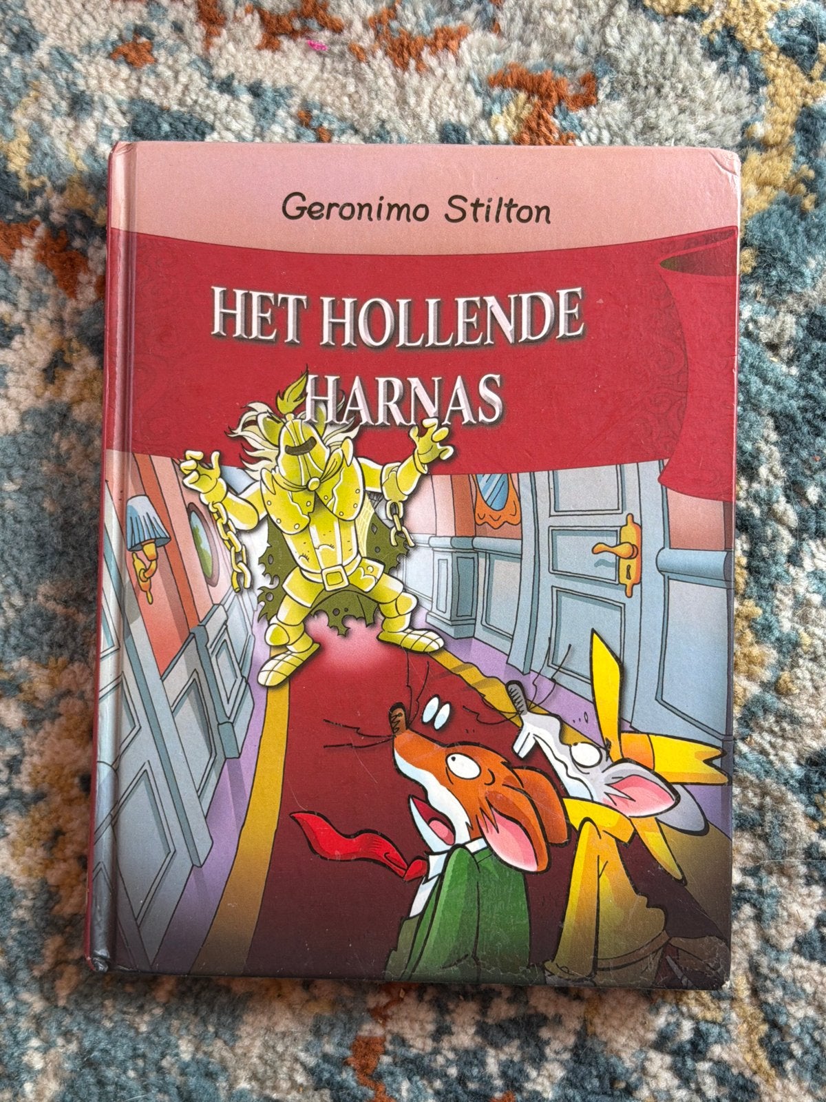 Geronimo Stilton: Het Hollende Harnas, Ophalen, Zo goed als nieuw, Fictie algemeen