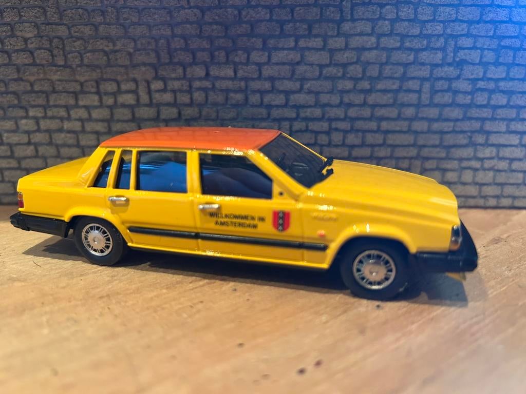 Volvo 760 GL  - Taxi Robeddie, Ophalen of Verzenden, Zo goed als nieuw, Auto, Overige merken