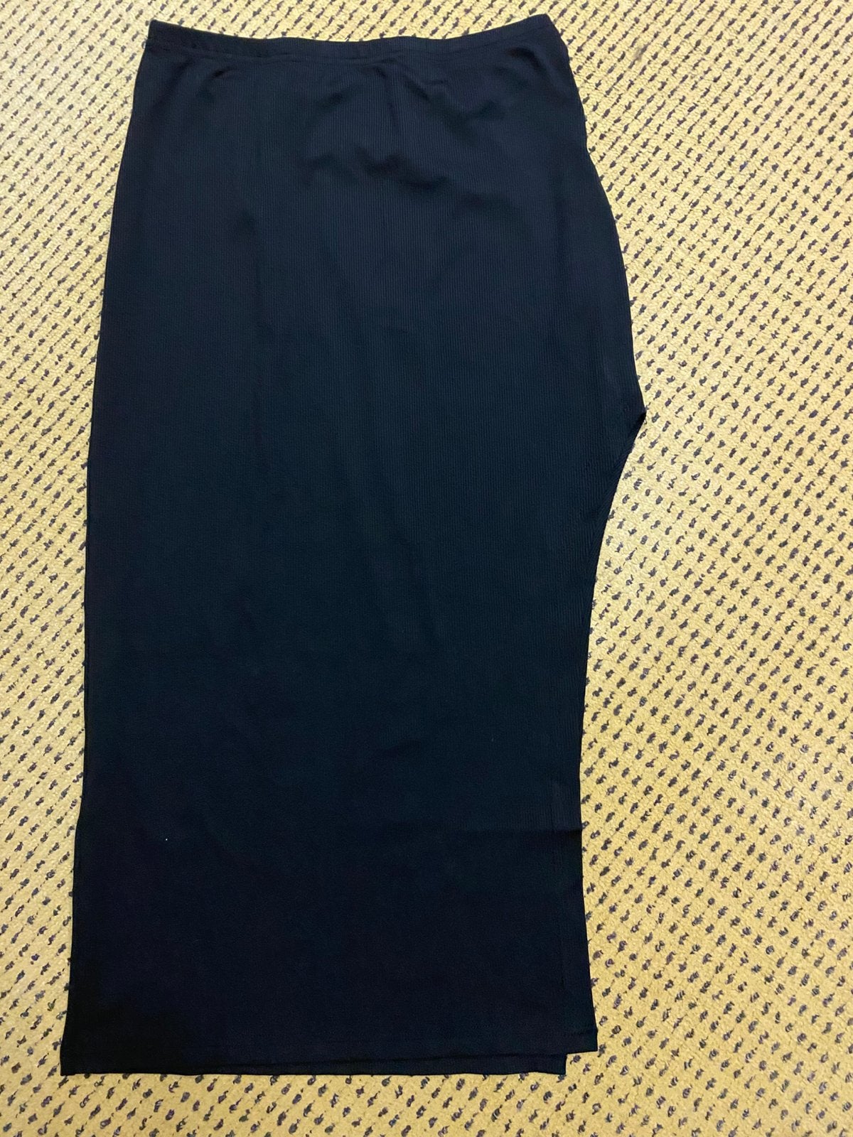 Zwarte rok met split, Ophalen of Verzenden, Zo goed als nieuw, Zwart, Onder de knie