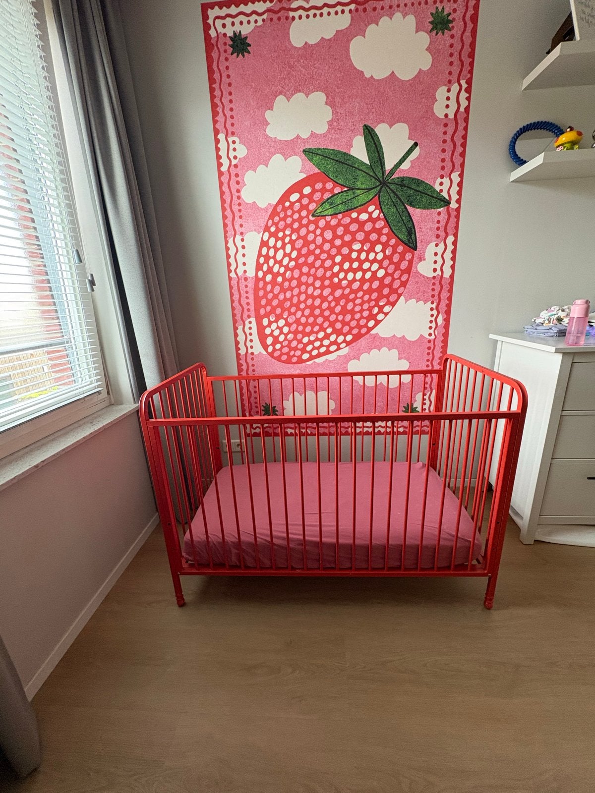 Rood babybedje/ledikantje, Ophalen, Gebruikt, 140 tot 160 cm, 70 tot 85 cm