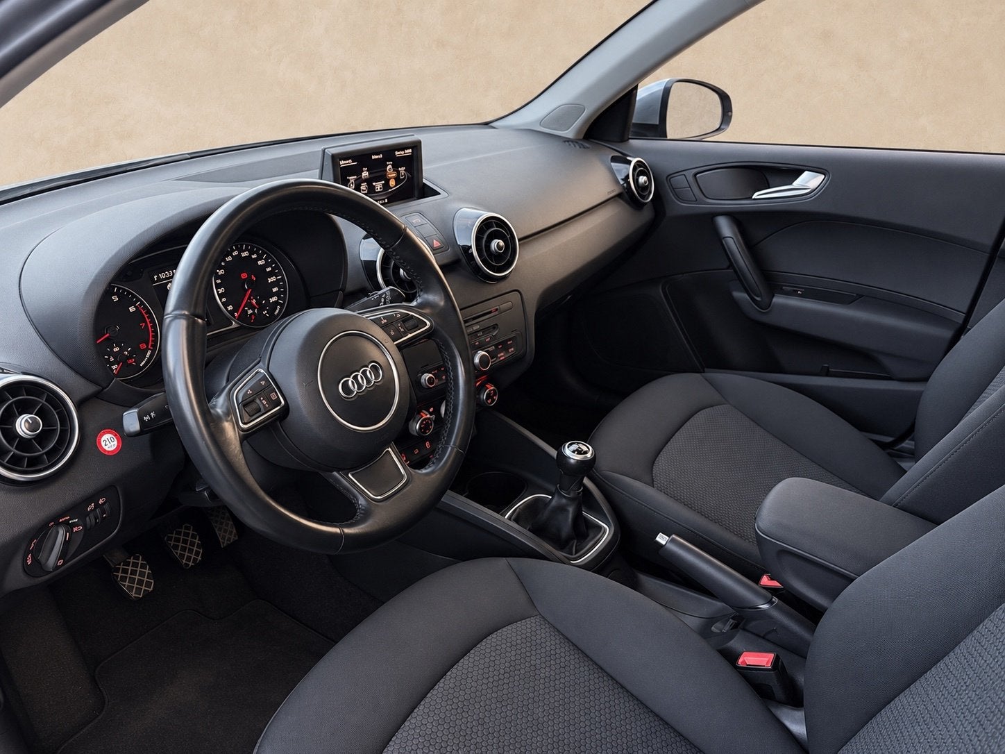 Audi A1 SPORTBACK 1.2 TFSI S-Line +Panoramadak+DealerOnderho, Auto's, Voorwielaandrijving, 4 cilinders, 4 stoelen, Leder en Stof