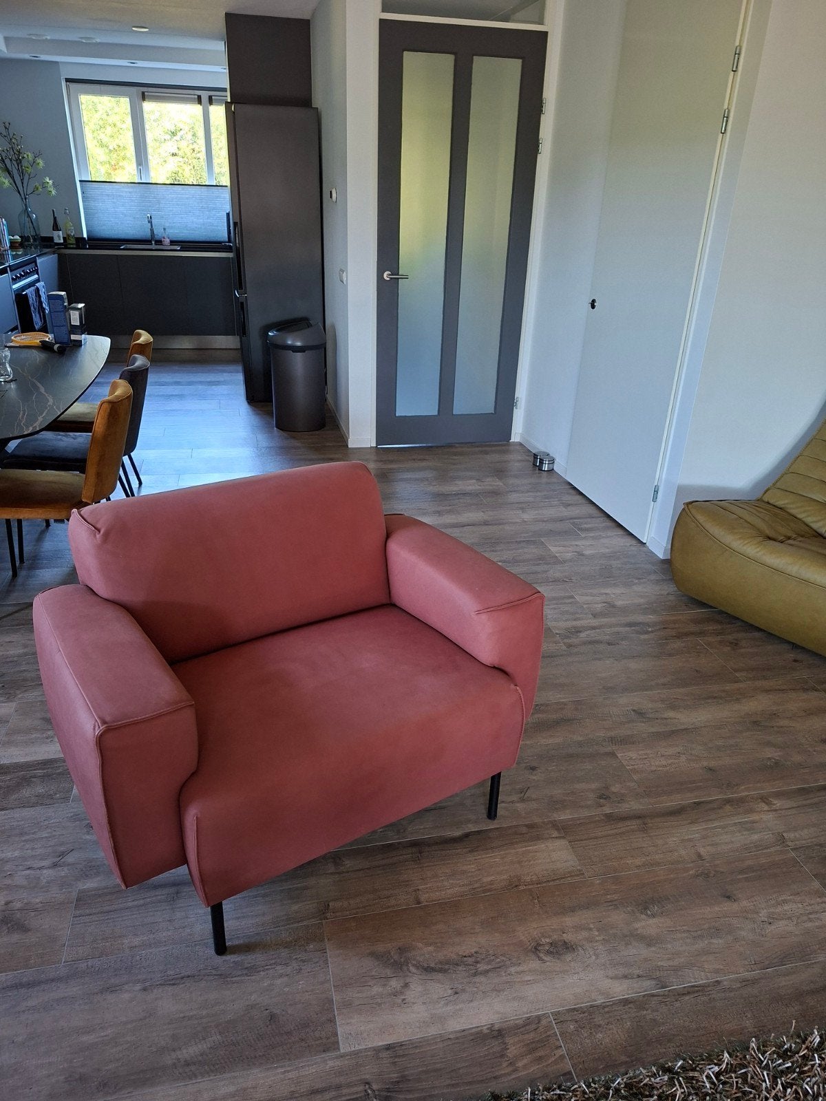 te koop fauteuil leer., Ophalen, 75 tot 100 cm, Leer