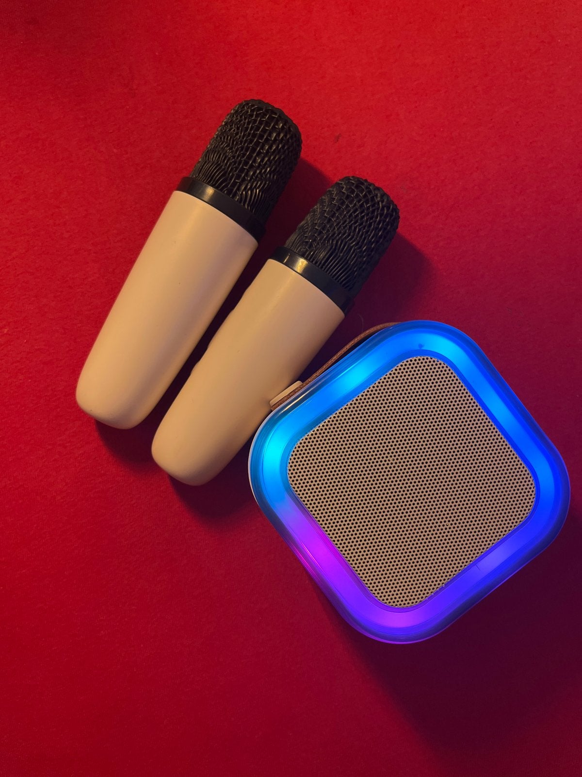 Karaoke Set met 2 Microfoons en Bluetooth Speaker, Audio, Tv en Foto, Karaoke-apparatuur, Ophalen of Verzenden, Zo goed als nieuw