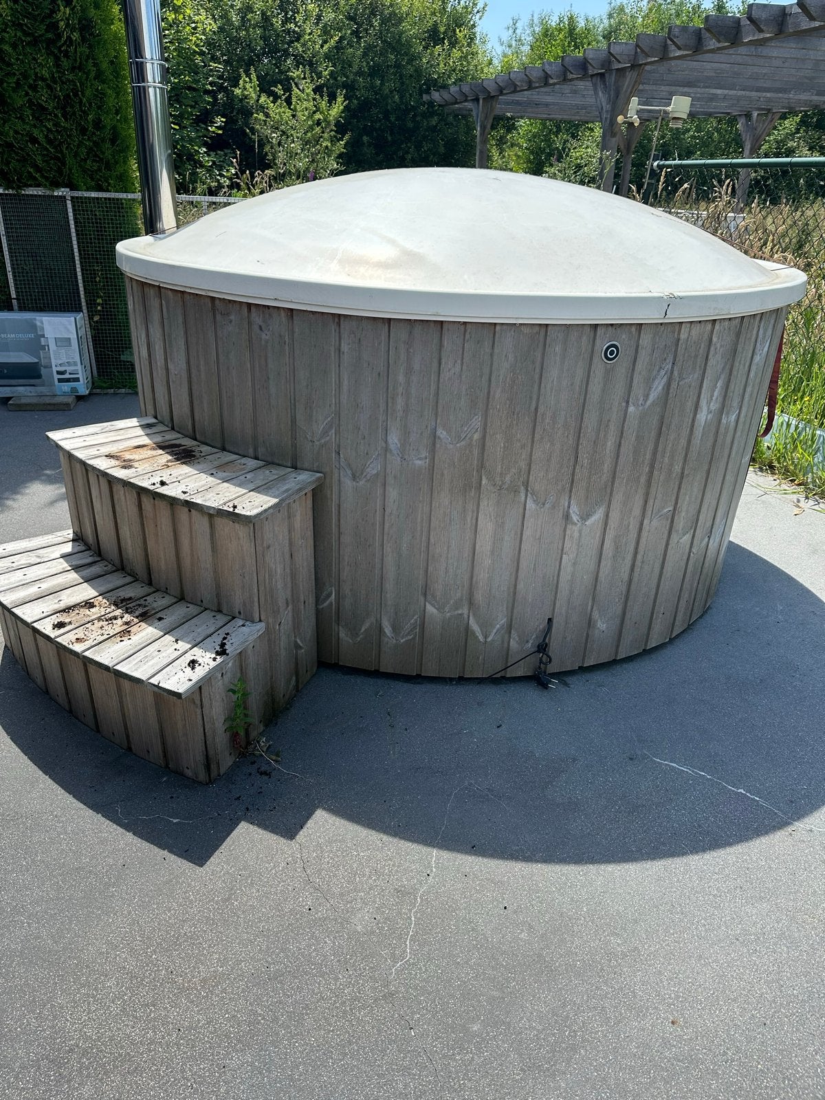 Houtgestookte Hottub - Ontspanning in Eigen Tuin, Tuin en Terras, Bubbelbaden en Hottubs, Ophalen, Gebruikt, Afdekzeil, Vast