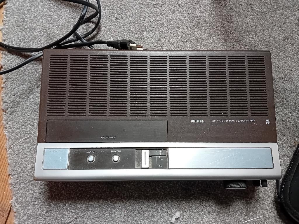 Oude Wekker radio philips, Ophalen, Gebruikt