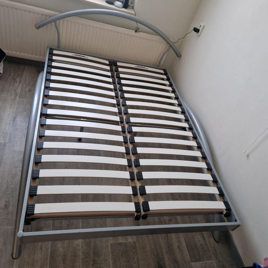 Bed met lattenbodems, Huis en Inrichting, Ophalen, Gebruikt, 140 cm, 200 cm