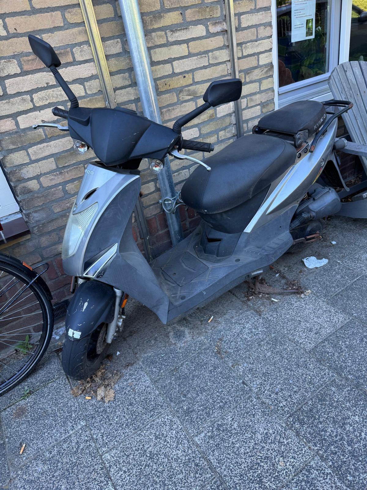 Kymco scooter, Fietsen en Brommers, Ophalen, Zo goed als nieuw