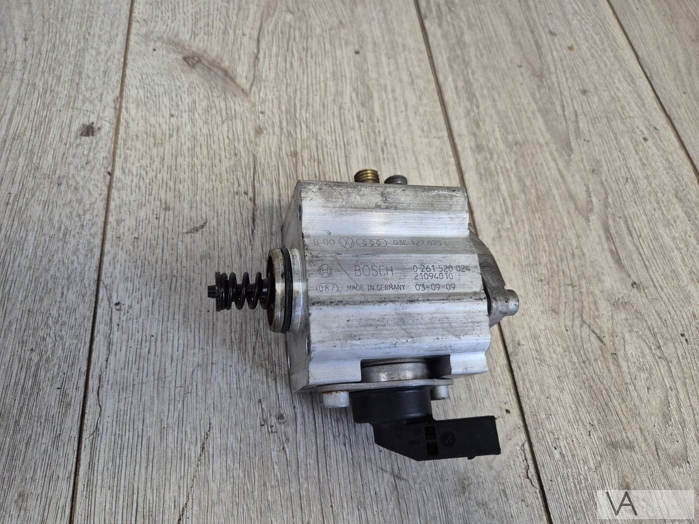 Hogedrukpomp motor VW 1.4 en 1.6 fsi  03c127025L bosch €100, Gebruikt, -, Volkswagen, -