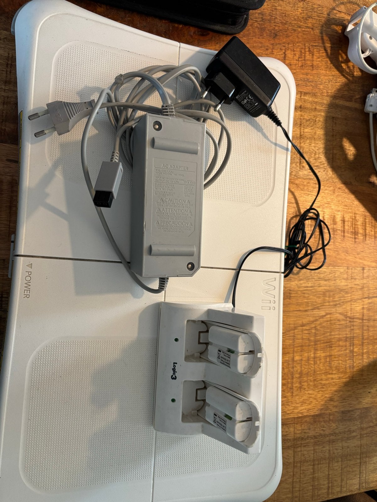 Wii oplader en accu's, Spelcomputers en Games, Ophalen of Verzenden, Gebruikt, Zonder controller, Met Balance Board
