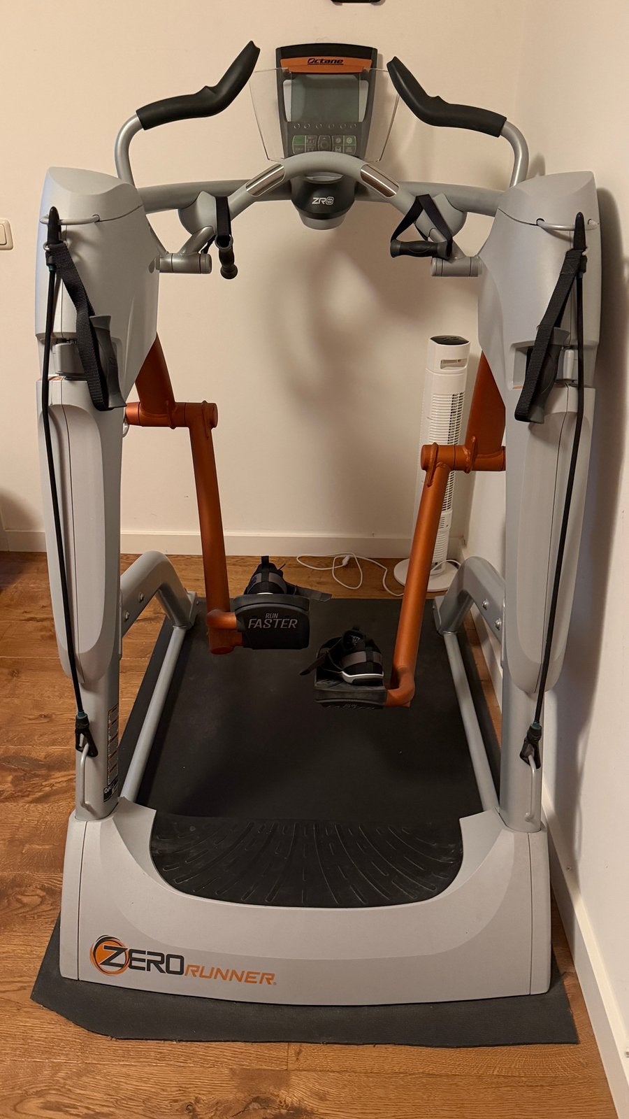 zero runner zr8, Ophalen, Gebruikt, Benen, Metaal