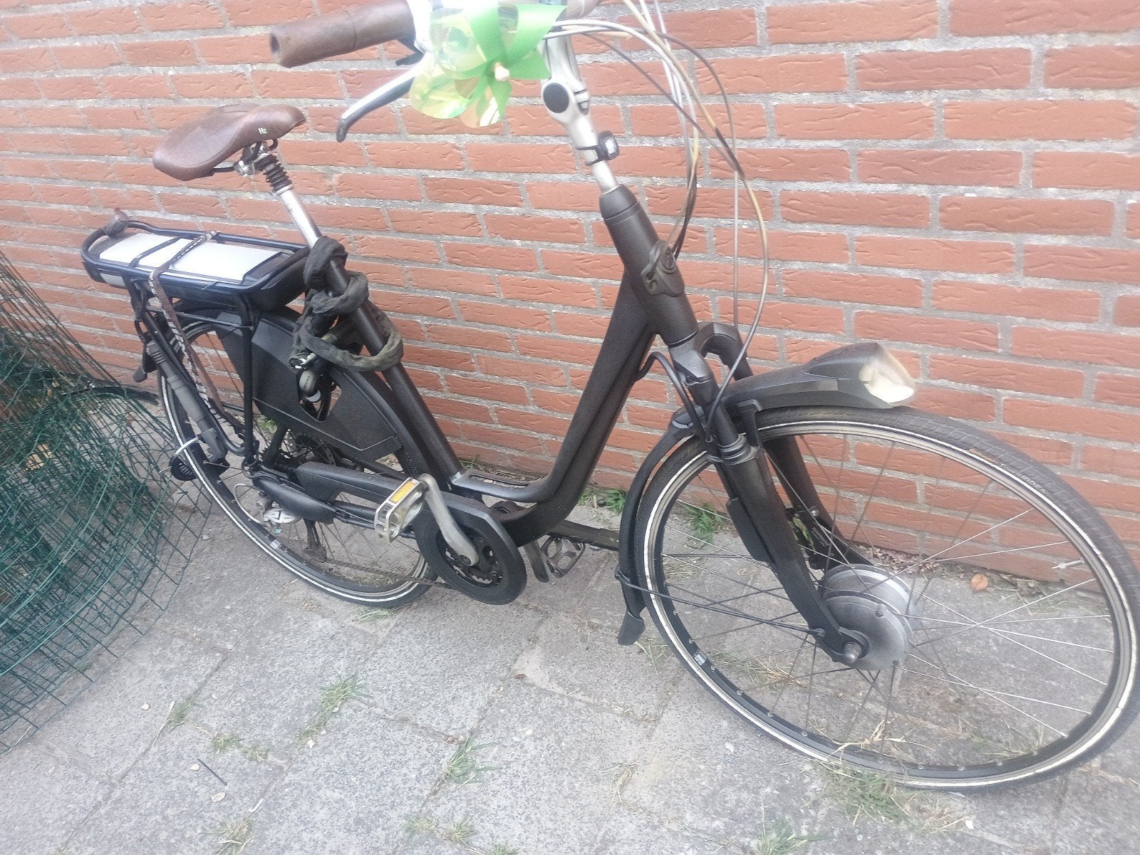 Gazelle Medeo E-bike - Actieradius 75 km, Fietsen en Brommers, Elektrische fietsen, Ophalen of Verzenden, Gebruikt, 50 km per accu of meer
