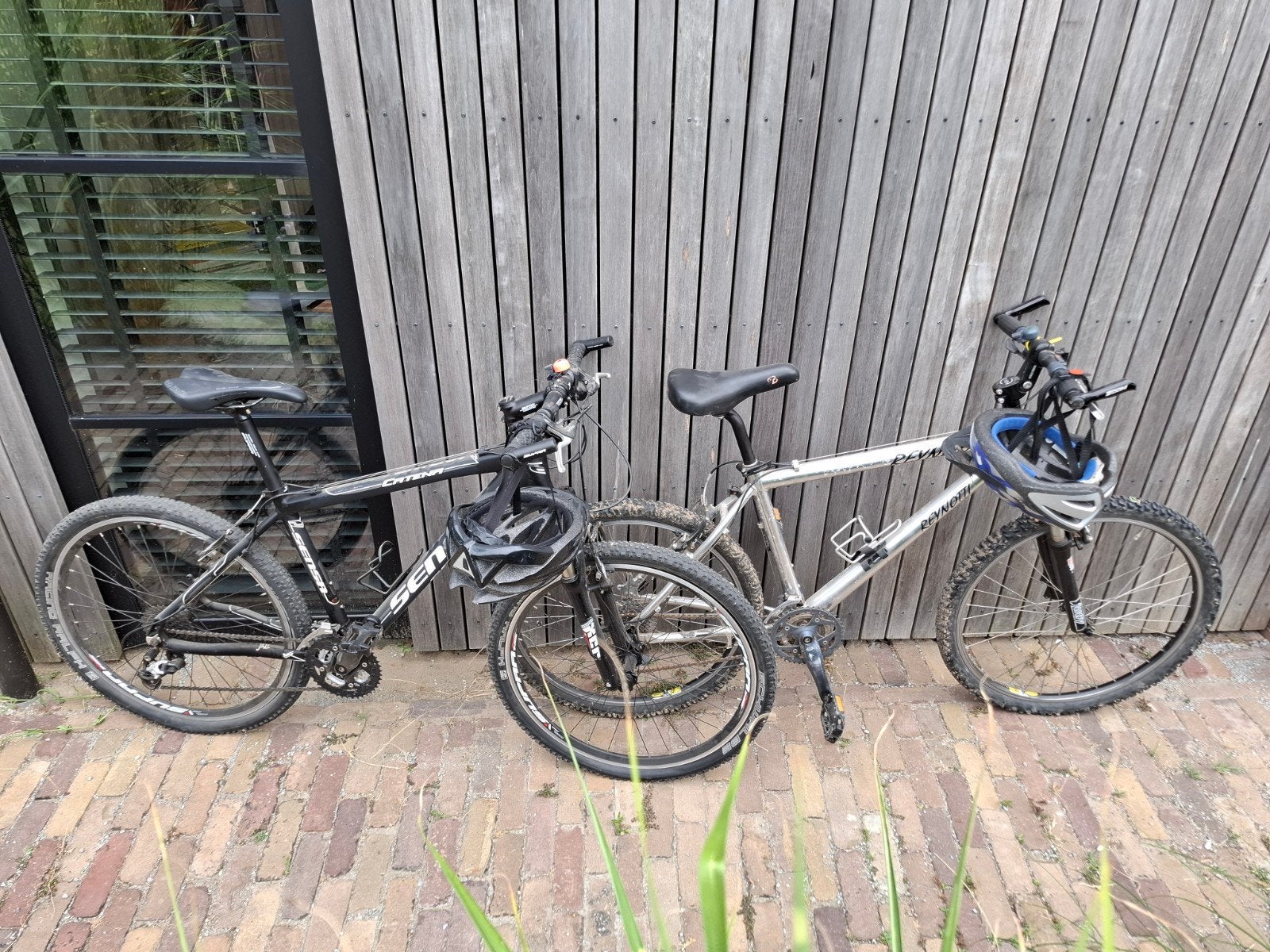 2 Mountainbikes: Reynoti & Sensa Catena, Ophalen, Zo goed als nieuw, Overige merken