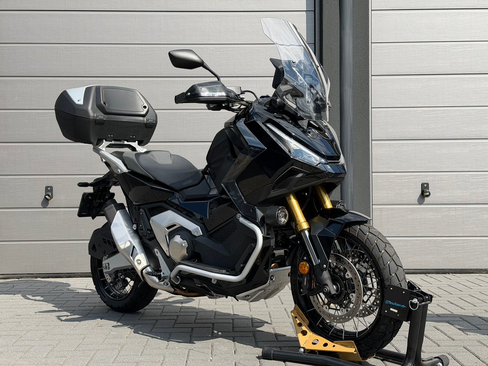HONDA X ADV alle opties, Occasion, 745 cc, Motorrijbewijs A, Bedrijf