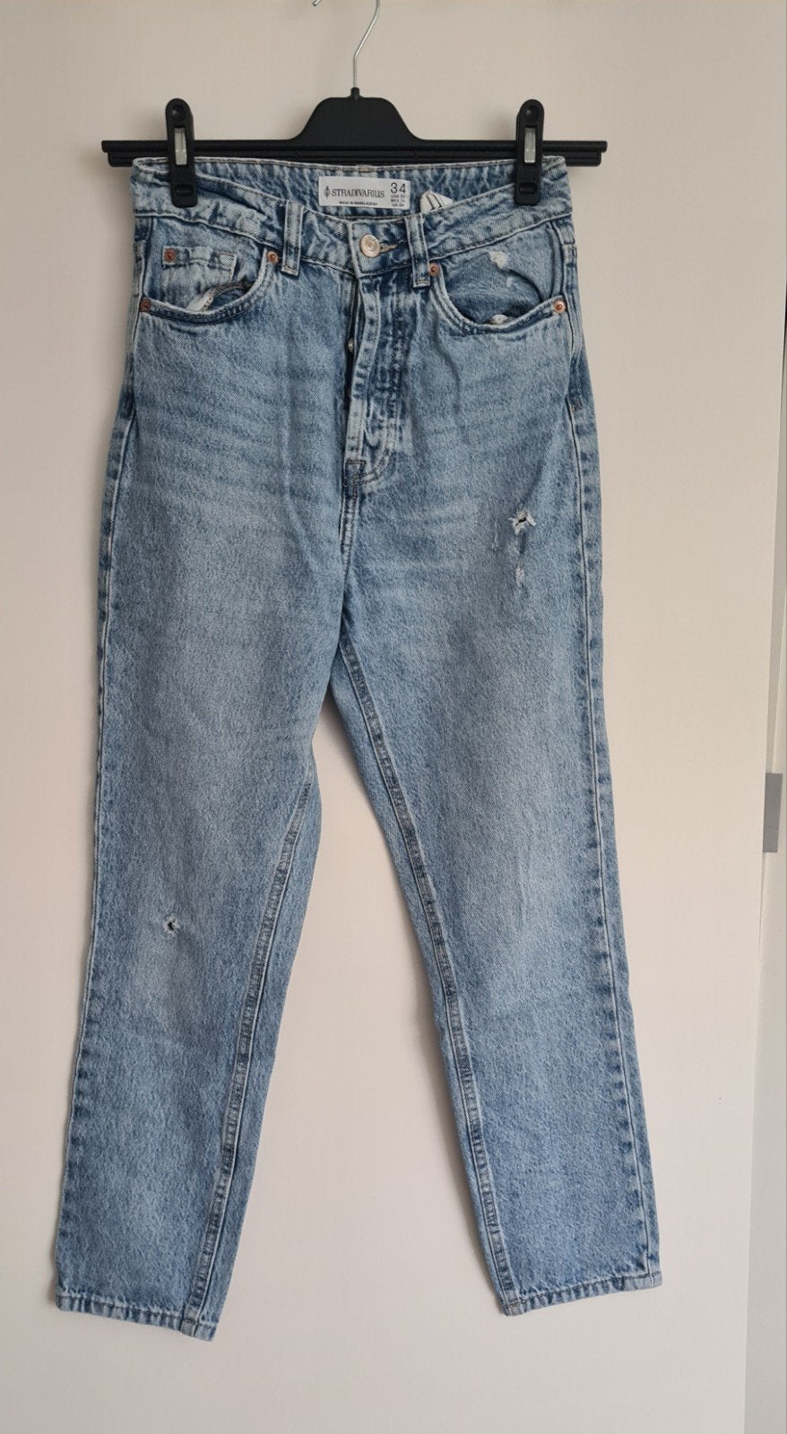spijkerbroek mt 34 Stradivarius, Ophalen of Verzenden, Zo goed als nieuw, Blauw, W27 (confectie 34) of kleiner