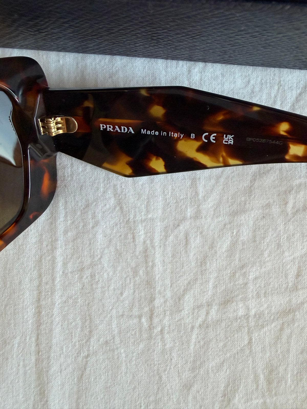 Prada zonnebril - Bruin, Zonnebril, Nieuw, Ophalen of Verzenden, Prada