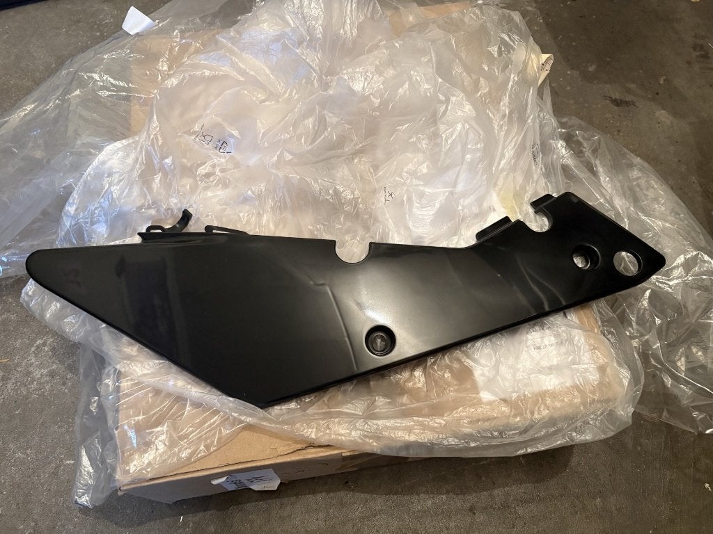 Rechter zijpaneel Aprilia SXV / RXV, Ophalen of Verzenden, Nieuw