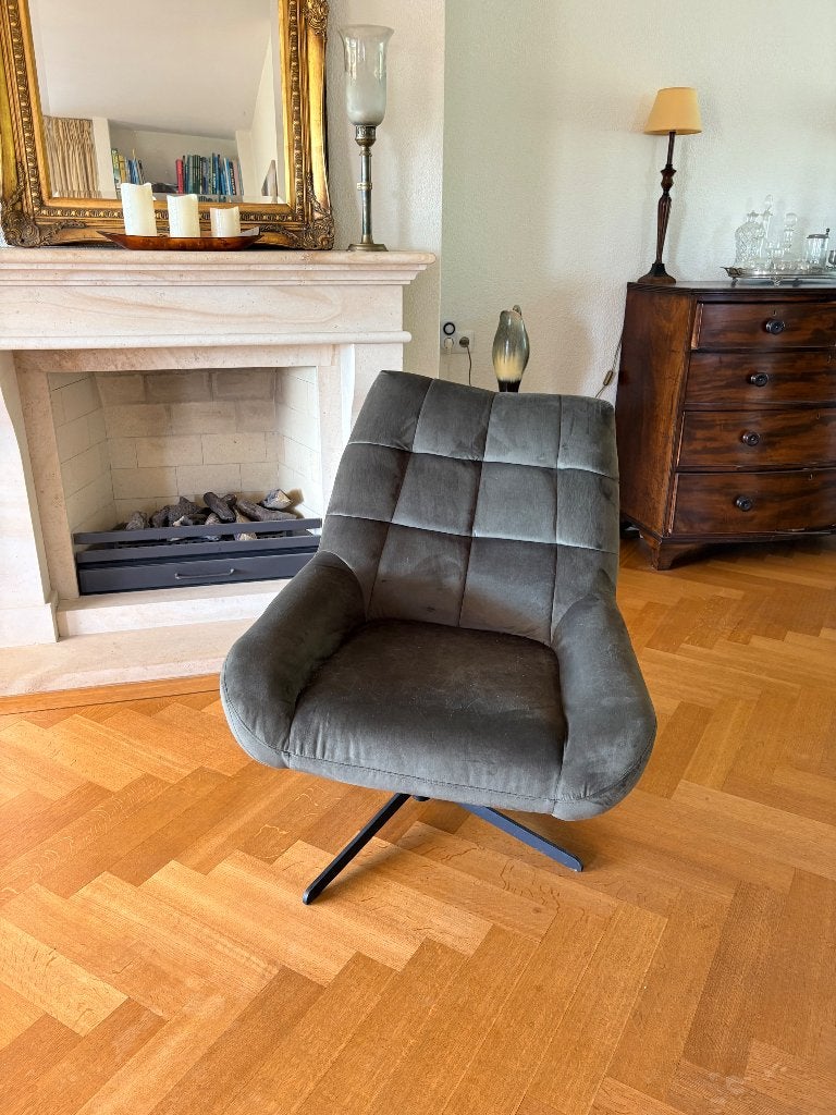 Groene velvet draaifauteuil met metalen onderstel., Huis en Inrichting, Fauteuils, Ophalen, Gebruikt, 75 tot 100 cm, 50 tot 75 cm