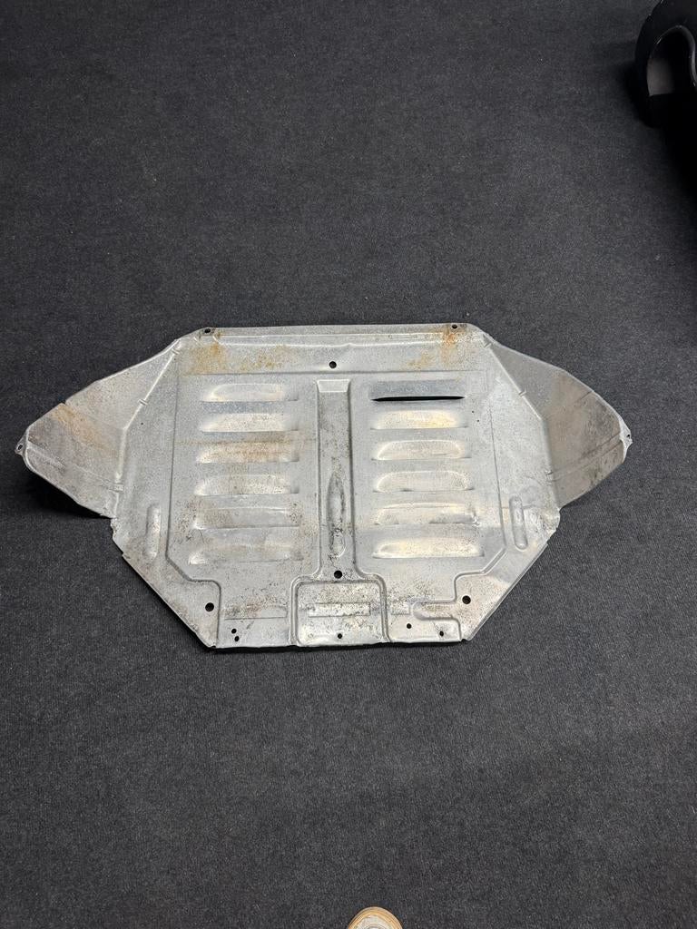 Bodem plaat Porsche 924, Gebruikt, Voor, Porsche, Ophalen of Verzenden