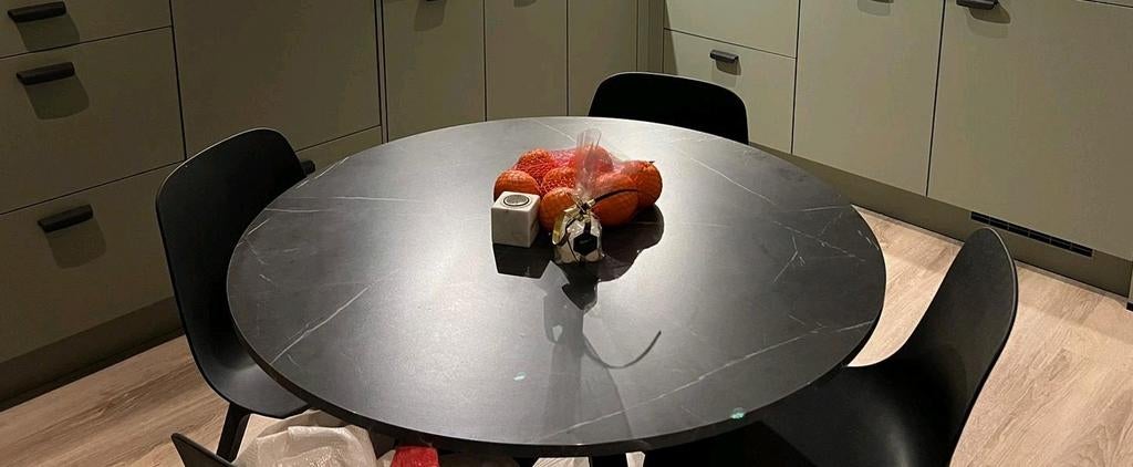 Nette ronde tafel van de Ikea, Ophalen, Gebruikt, 50 tot 100 cm, 100 tot 150 cm