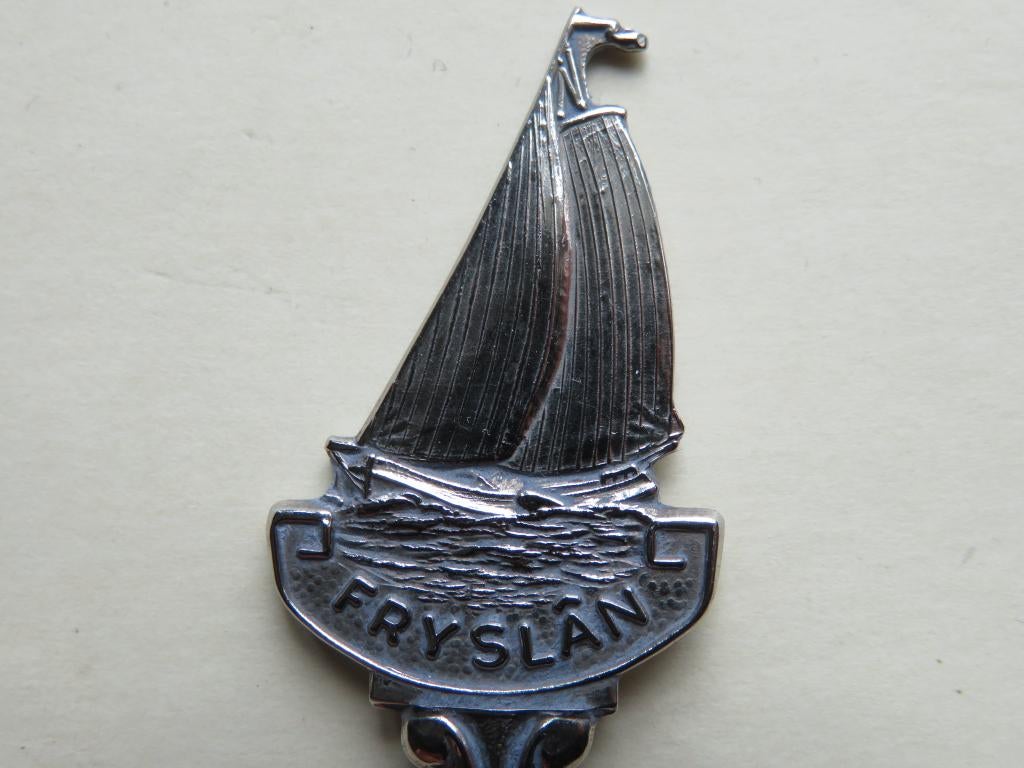 Lepeltje zeilboot / Botter Fryslan / Friesland, Verzenden
