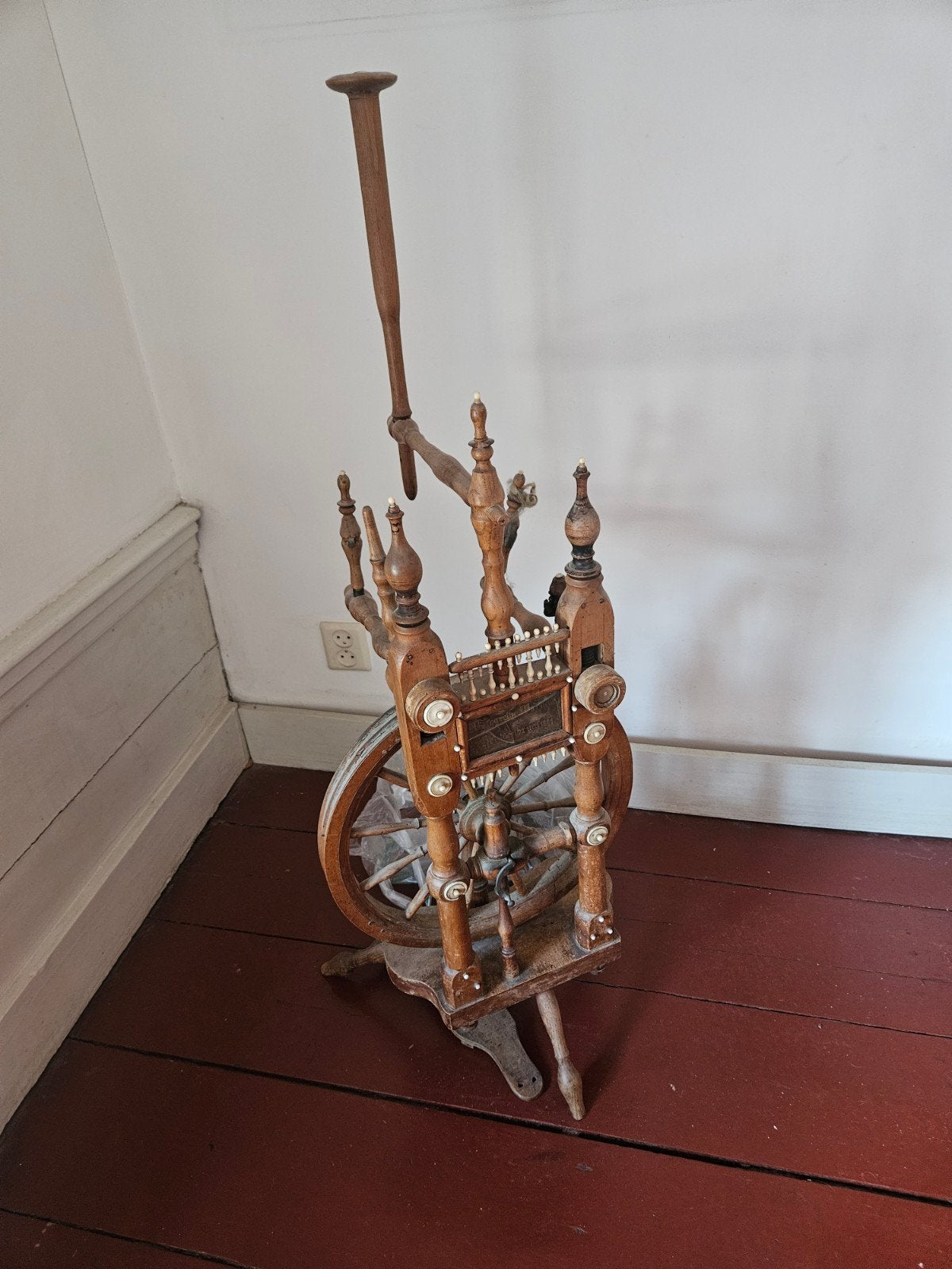 Antiek Spinnewiel - Decoratief en Authentiek, Hobby en Vrije tijd, Spinnewielen en Spinnen, Ophalen, Gebruikt, Spinnewiel