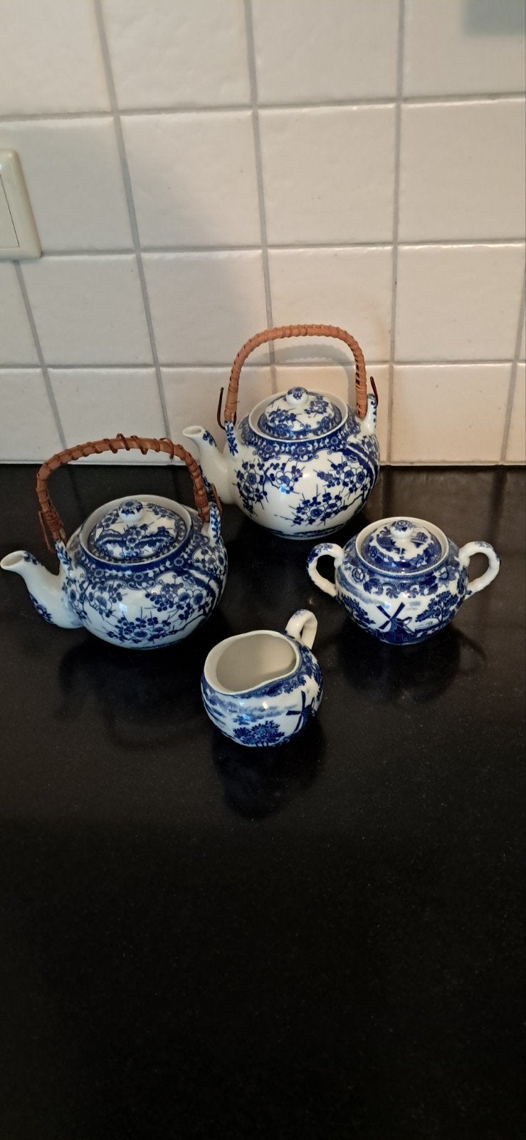 Gaaf Theeset., Antiek en Kunst, Antiek | Keramiek en Aardewerk, Ophalen of Verzenden