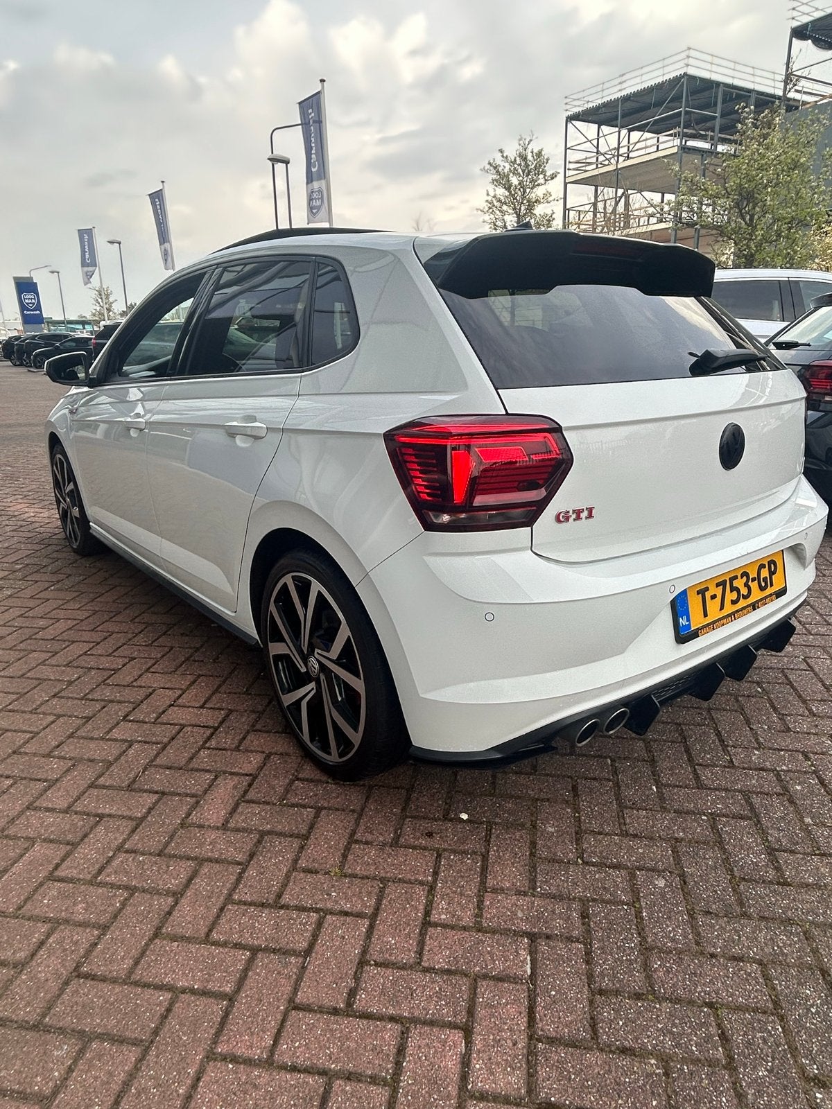 Volkswagen Polo 2.0 TSI 200pk 6-DSG 2020 Wit, Auto-onderdelen, Ophalen, Volkswagen, Bumper