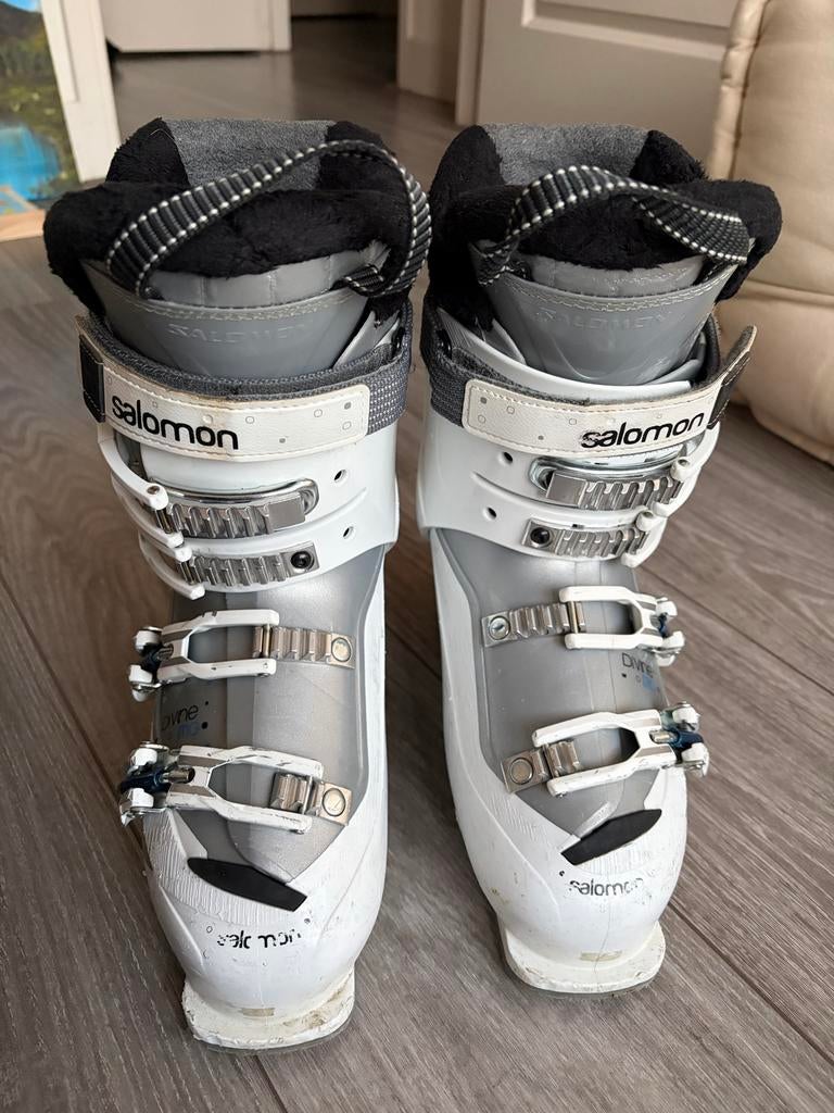 Salomon ski schoenen - Dames - Maat 25, Sport en Fitness, Skiën en Langlaufen, Ophalen, 160 tot 180 cm, Gebruikt, Schoenen
