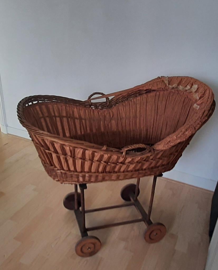 Vintage rieten baby wieg, Ophalen