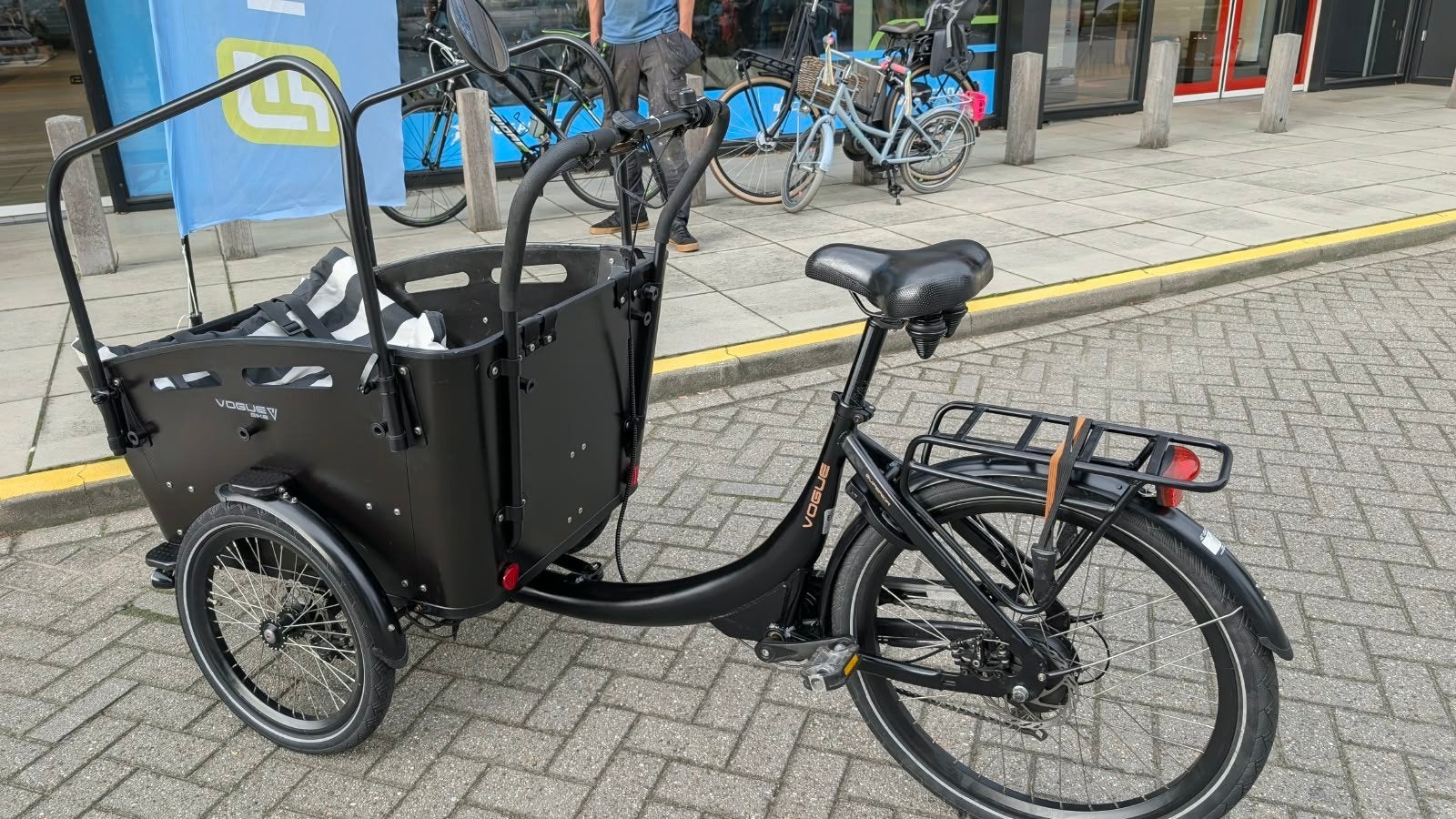 Vogue Superior Bakfiets - Elektrisch, Elektrisch, Zo goed als nieuw, 2 kinderen, Schijfrem