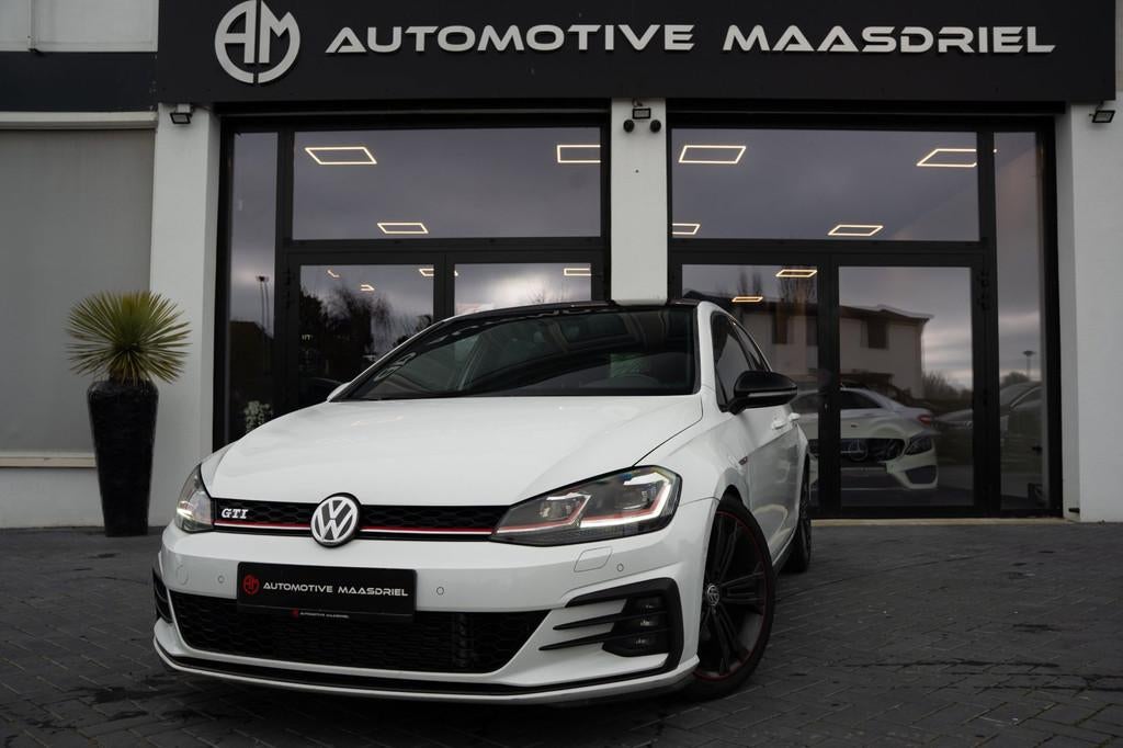 Volkswagen Golf 2.0 TSI GTI, Auto's, Gebruikt, Zwart, 4 cilinders, 1984 cc