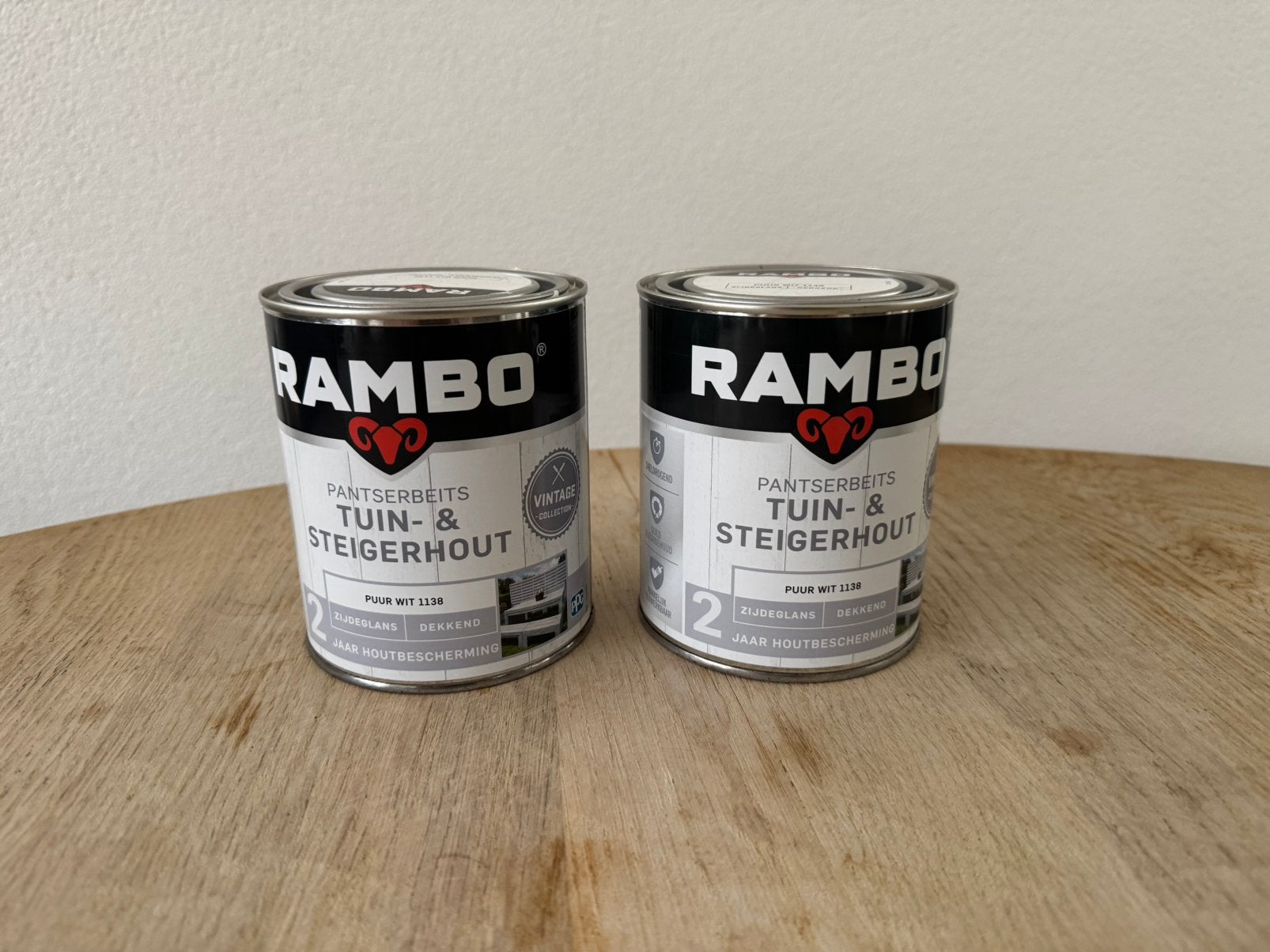 Nieuw! 2x Rambo Pantserbeits tuin- en steigerhout wit 750 ml, Doe-het-zelf en Verbouw, Verf, Beits en Lak, Wit, Nieuw, Beits, Ophalen of Verzenden