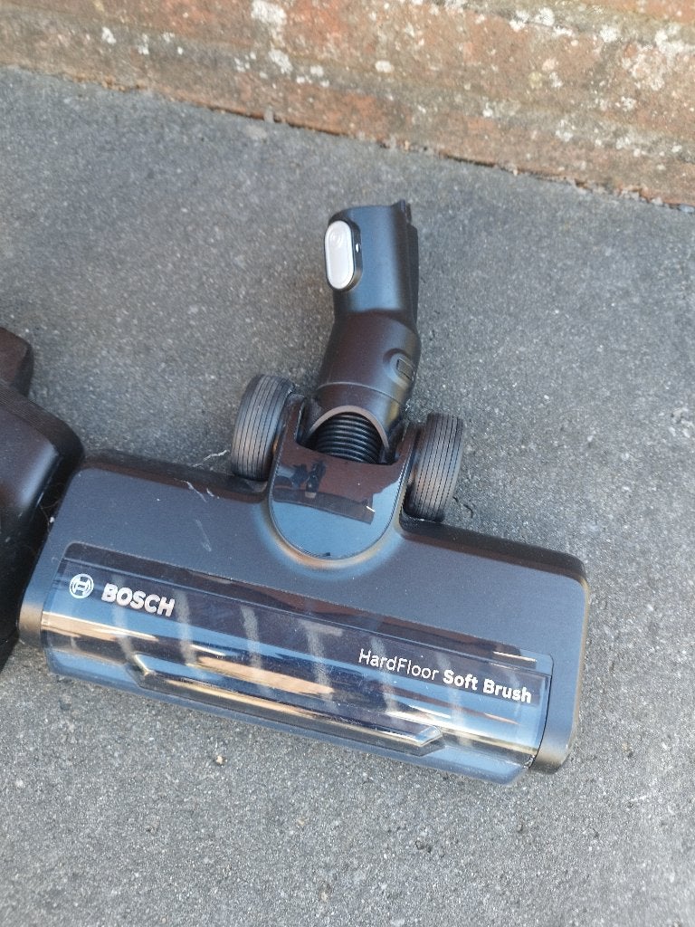 Bosch Unlimited 7 draadloze stofzuiger., Bosch, Zo goed als nieuw, Minder dan 1200 watt, Reservoir