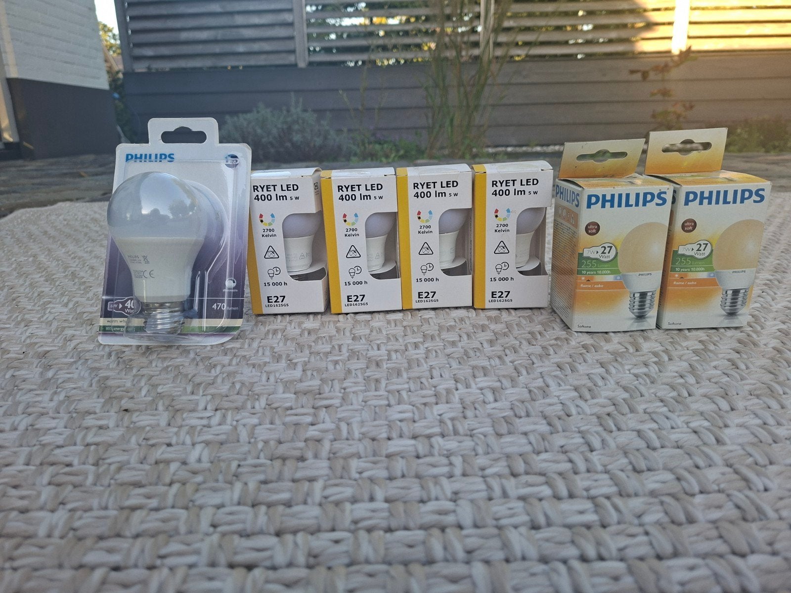 Philips en IKEA LED lampen E27 - Diverse wattages, Philips, Led-lamp, Nieuw, Minder dan 10 watt